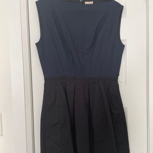 GAP Navy & Black Dress
